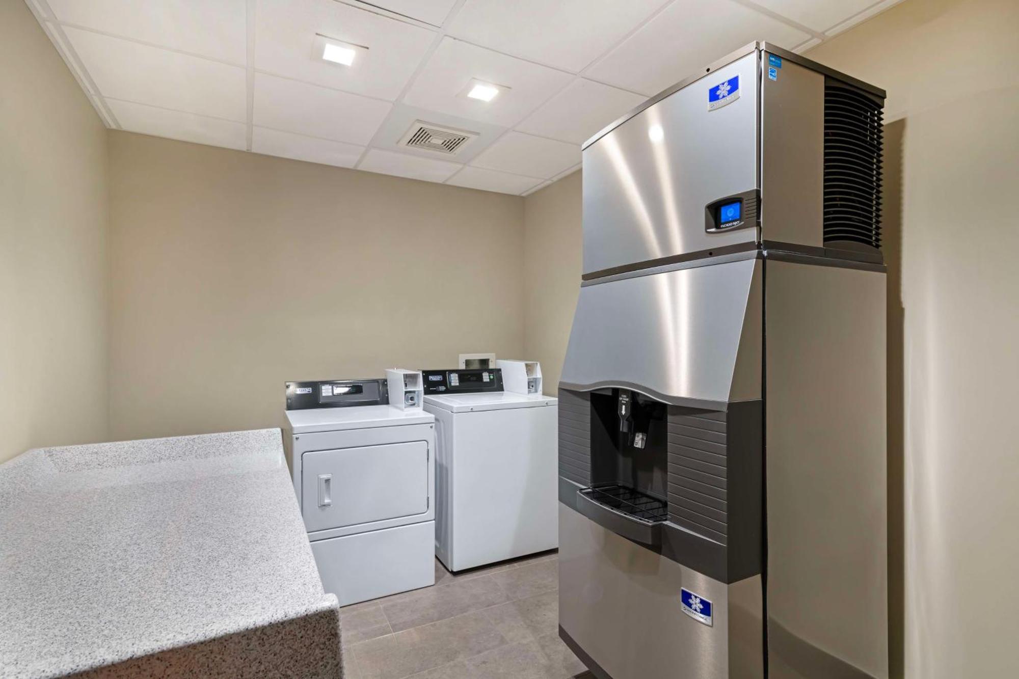 Best Western Plus Executive Residency Rigby'S Water World Hotel Warner Robins Kültér fotó